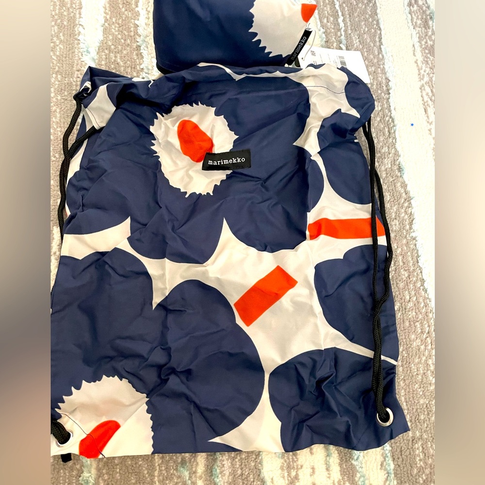 NWT Marimekko Unikko smartbag